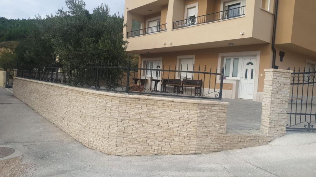 Andela 2 Lägenhet Makarska Exteriör bild
